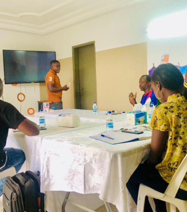 Thème : Hygiène et Sécurité au travail (HSE)